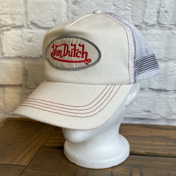 Von Dutch Accessories - VON DUTCH Kustommade Originals NWOT White Trucker Snapback Hat Cap